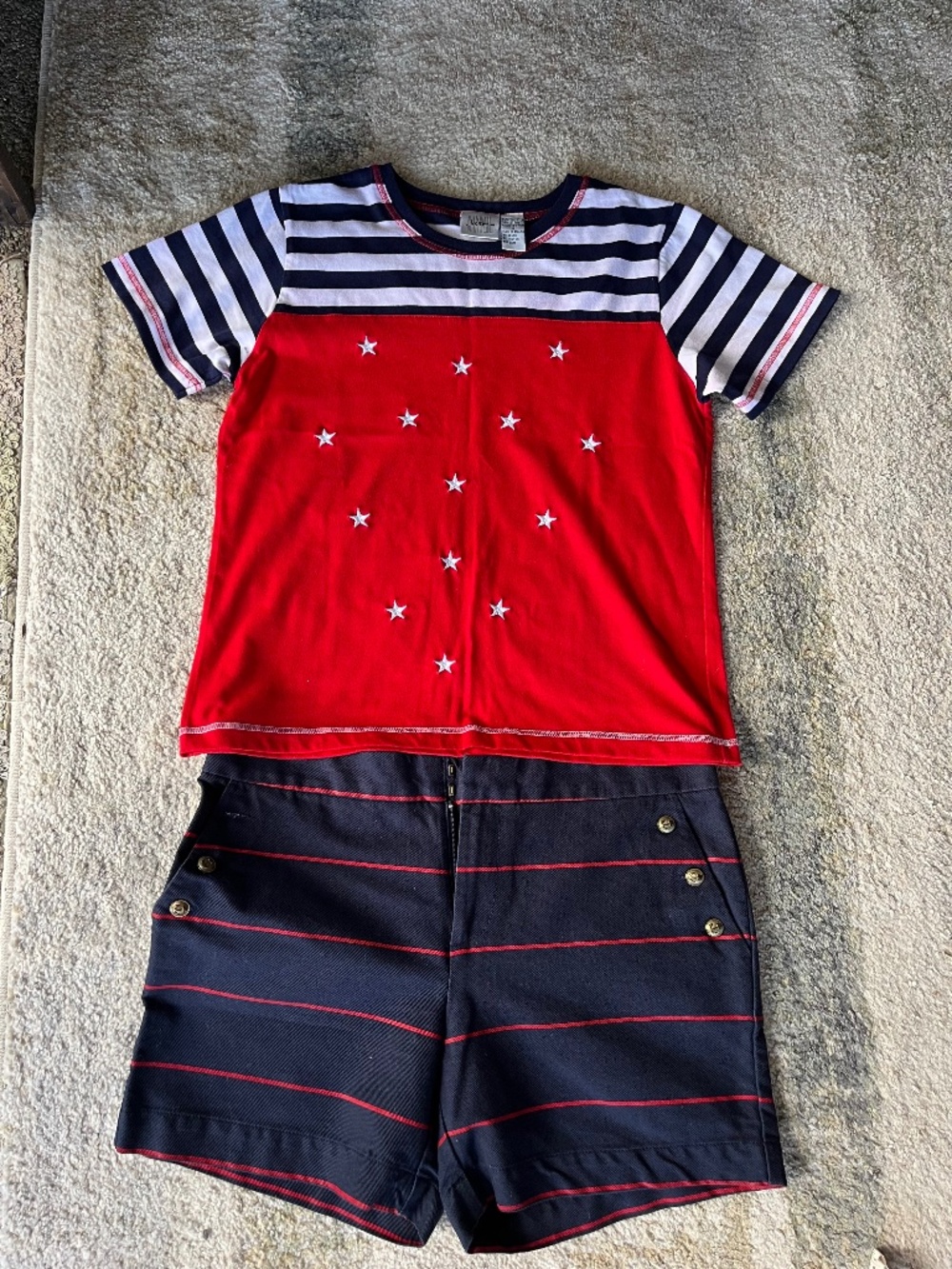 USA flag T shirt size S and Tommy Hilfiger shorts size 8 bundle